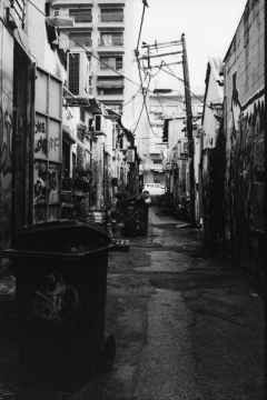 Street Art Tel Aviv, Nikon FE, Kodak Tri-X 400 @ 3200, Rodinal