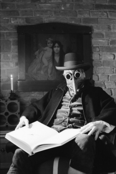 The People of the Book: Codex Seraphinianus. - Nikon FE2, Nikkor 50mm 1:1.4, Rollei Retro 80s, Rodinal.